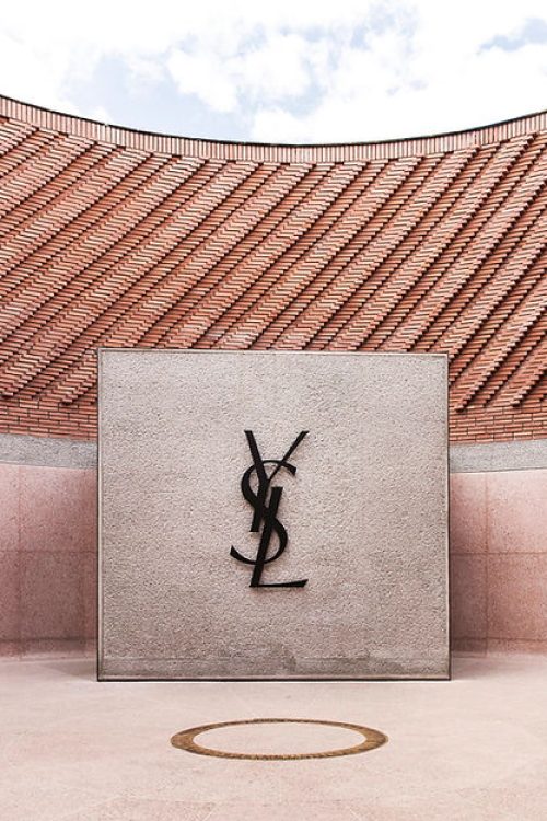 173c57_1b07176841eb42879a61df9935d75410~mv2