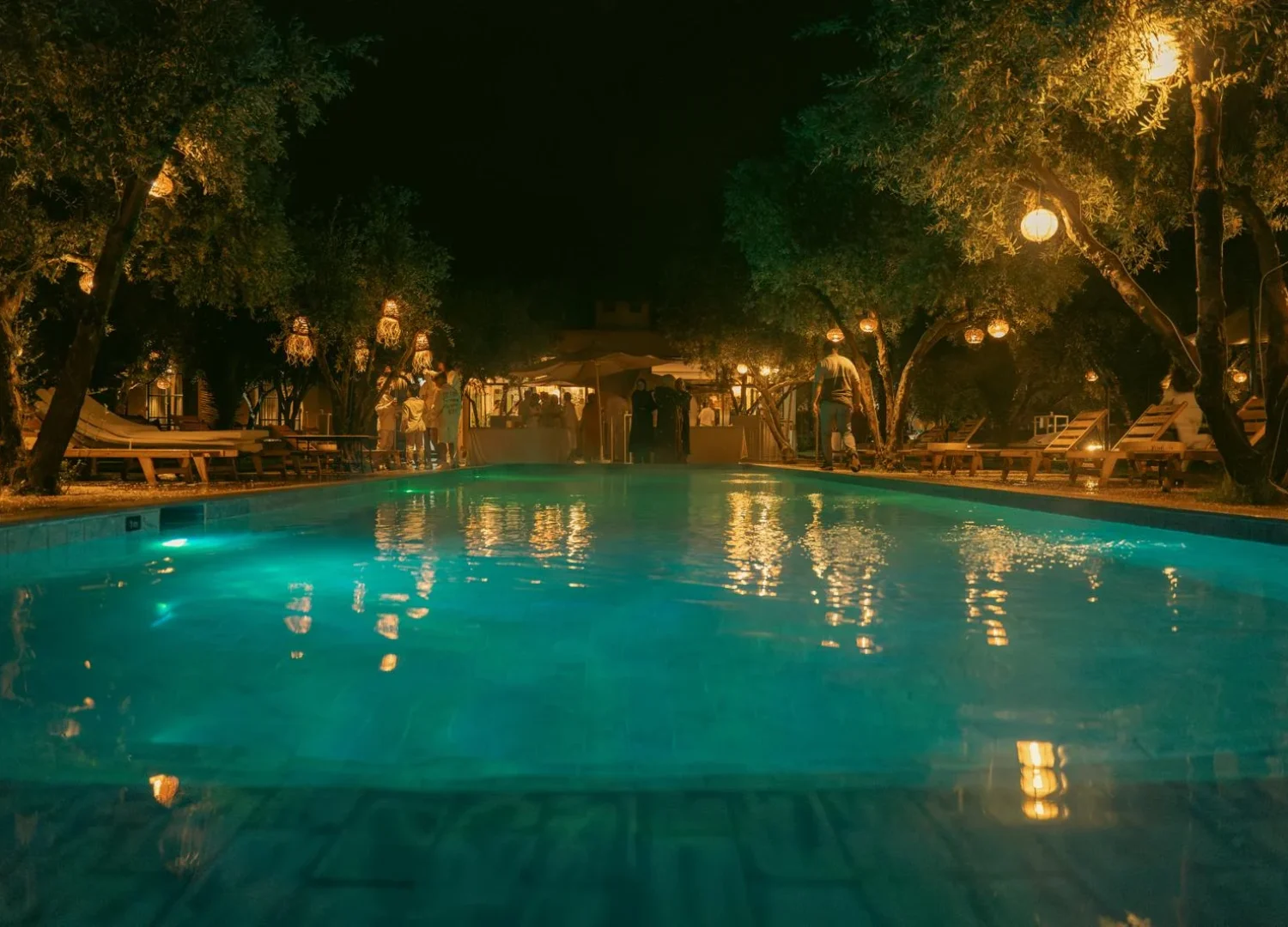 35655849-8a89-412d-8d34-c0079fe2b481